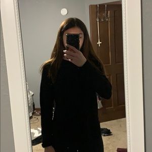 black old navy sweater